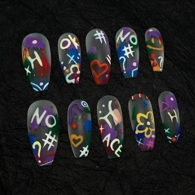 En ny trend på fingertuppene: IBeauty Supply Press-På negler, definerer din e...